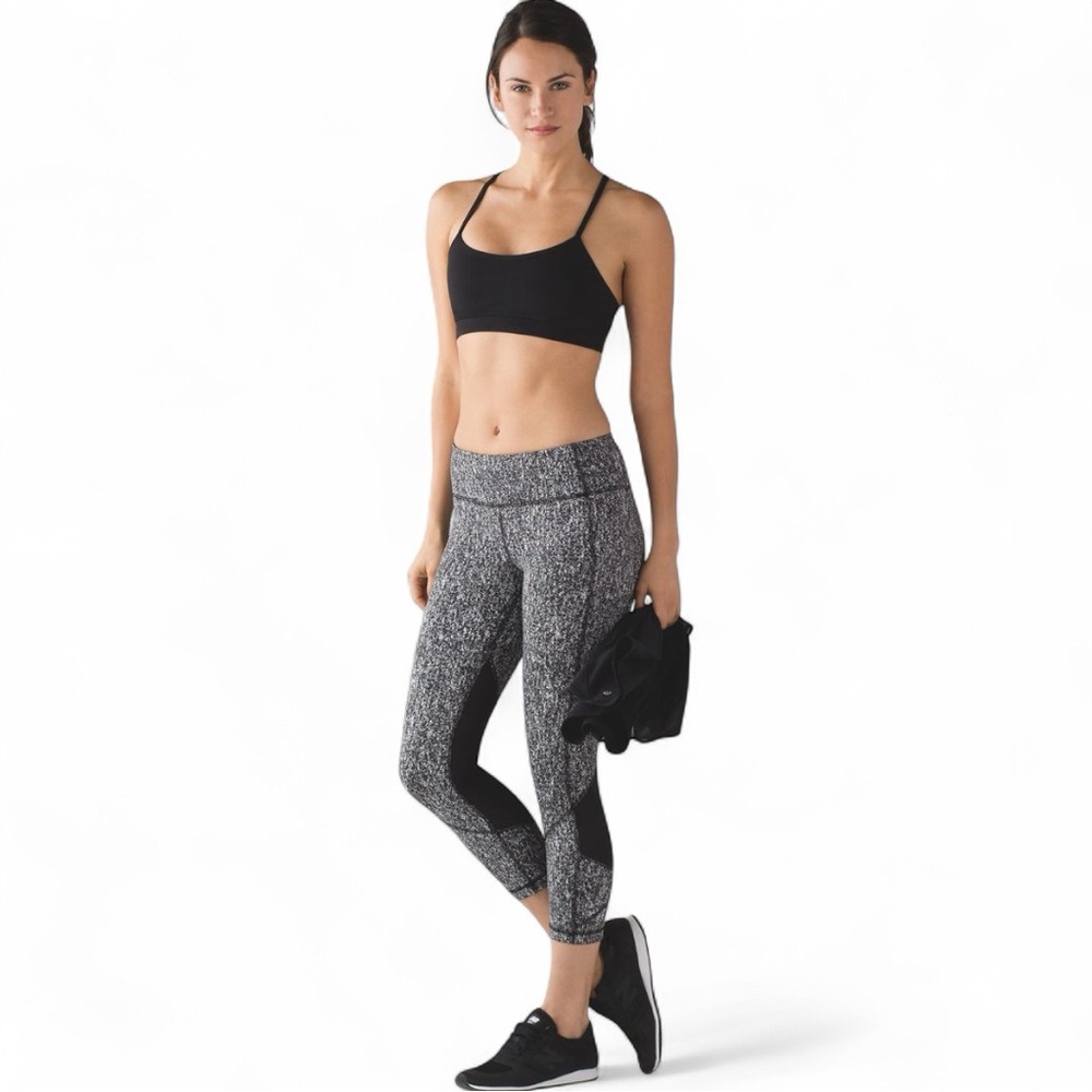 LULULEMON Pace Rival Crop (19") Black White Leggings